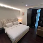 Capital O 91074 Grand World Hotel