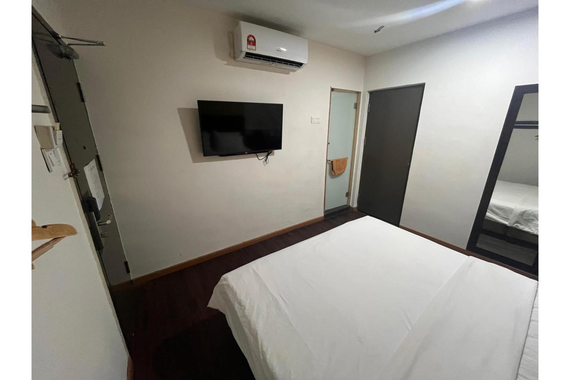 Capital O 91074 Grand World 3*
