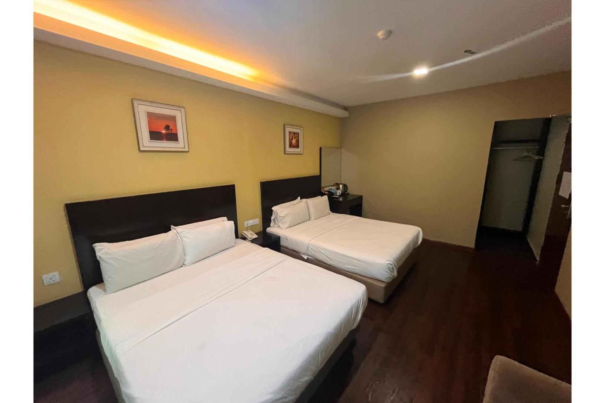 Capital O 91074 Grand World 3* Johor Bahru