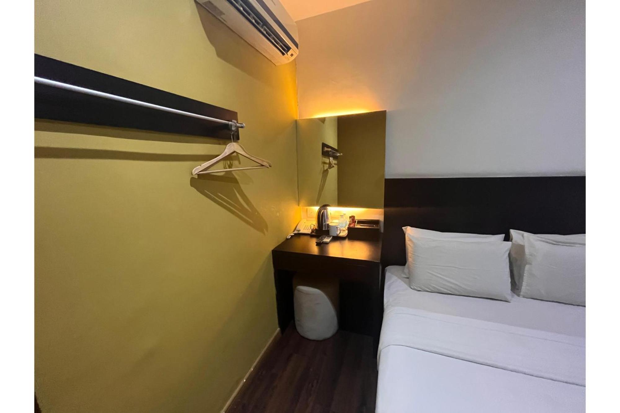 Capital O 91074 Grand World 3*