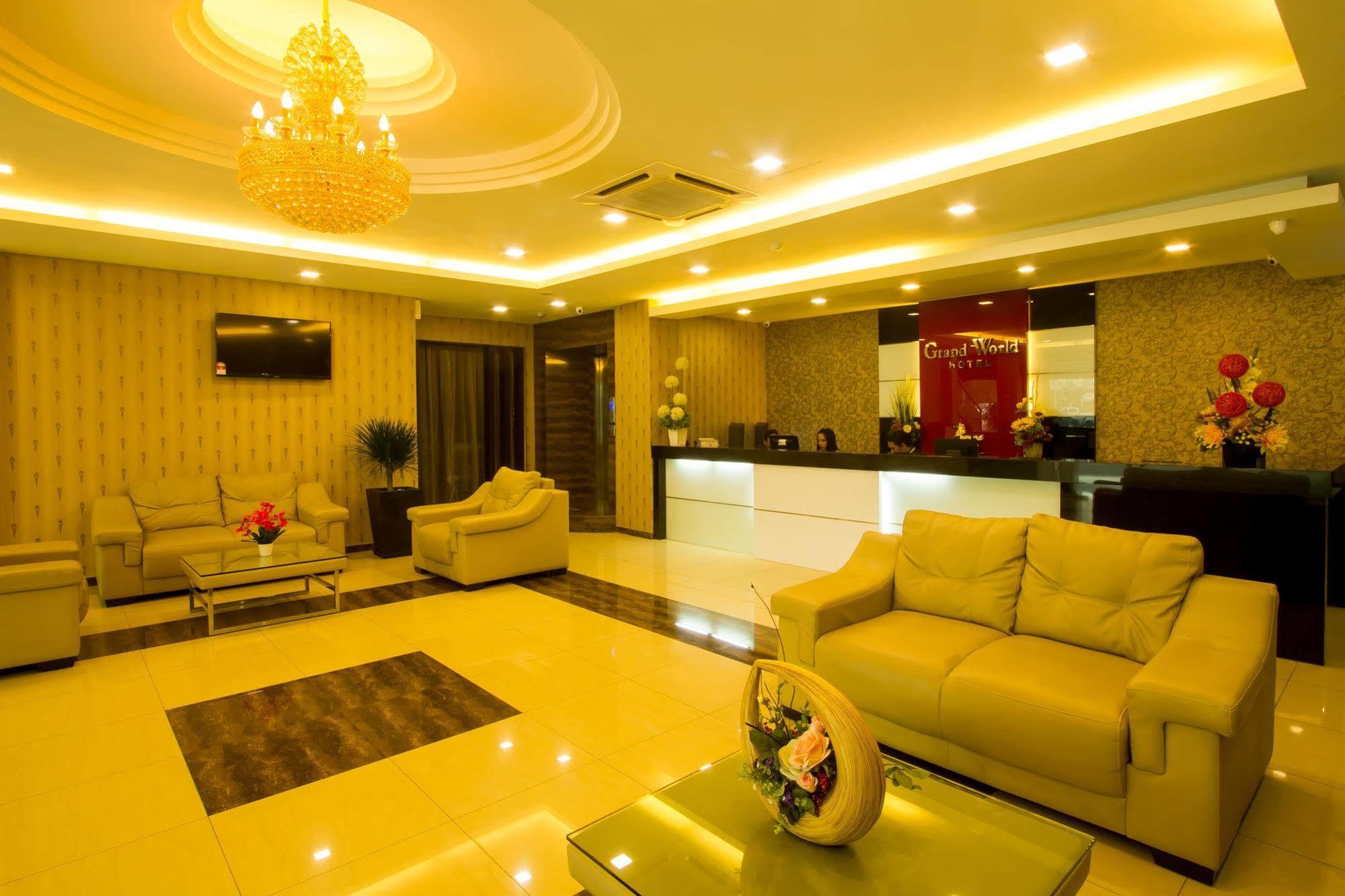 Capital O 91074 Grand World 3*